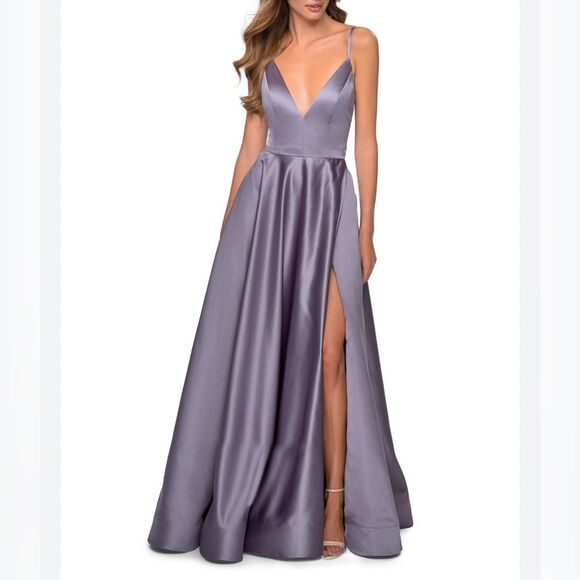 La Femme Dresses & Skirts - La Femme Lavender/Gray  Spaghetti Strap V Neck Dress Size 4 NWT